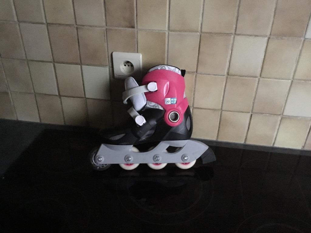 Inline skates met accessoires (knie,pols en elleboogbescherm, Sport en Fitness, Ophalen of Verzenden, Gebruikt