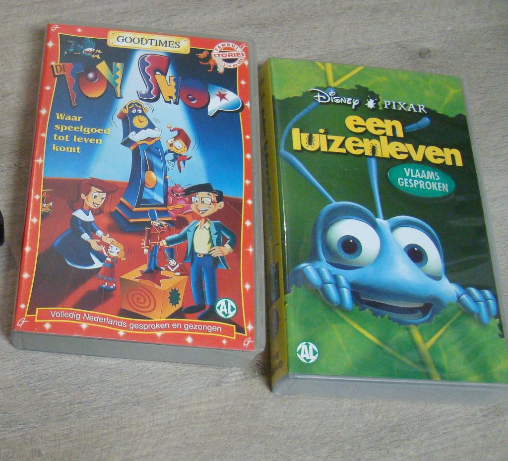 2x video = een luizenleven ( Disney ) Vlaams + Toy Story (NL, Cd's en Dvd's, VHS | Kinderen en Jeugd, Tekenfilms en Animatie, Tekenfilm