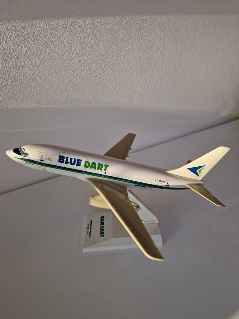 Blue dart modelvliegtuig boeing 737, Ophalen