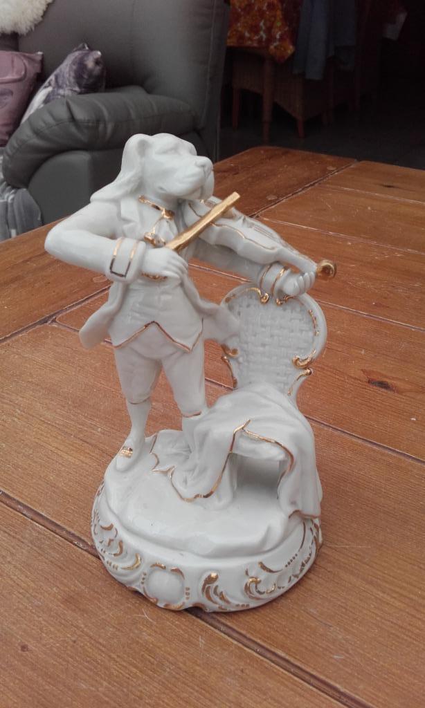 vintage porseleinen beeld van jachthond muziekkant, Ophalen of Verzenden