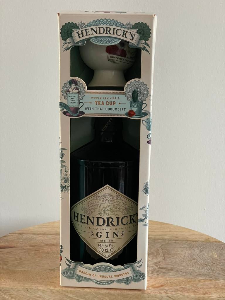 Hendrick’s Gin: Garden of unusual wonders + accessoire, Verzamelen, Ophalen, Nieuw