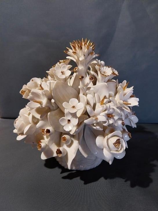 mand met bloemen, Antiek en Kunst, Ophalen of Verzenden