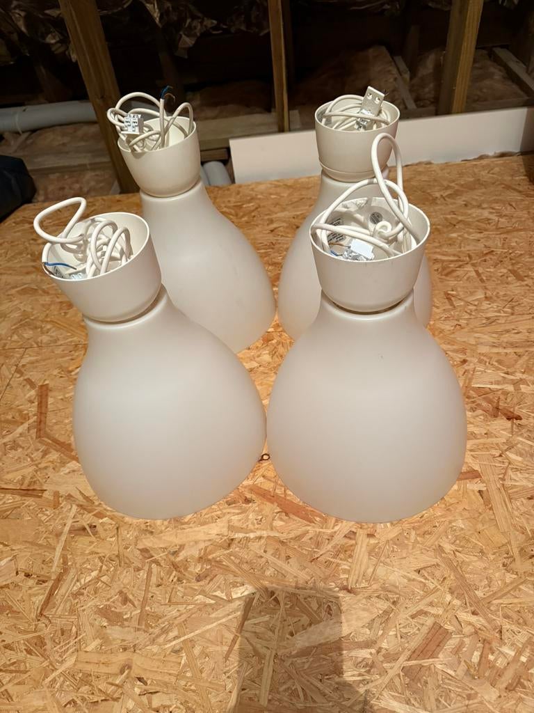 4 suspensions ikea, Maison & Meubles, Enlèvement ou Envoi, Comme neuf