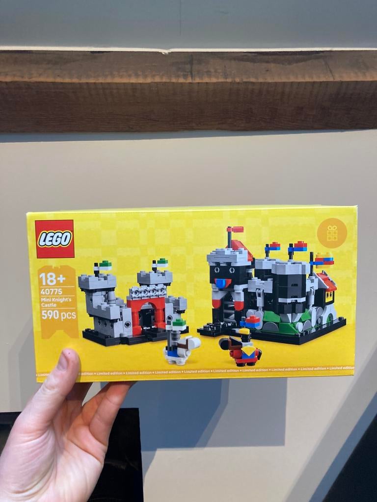 Lego 40775 mini-knight castle, Ophalen, Zo goed als nieuw, Lego