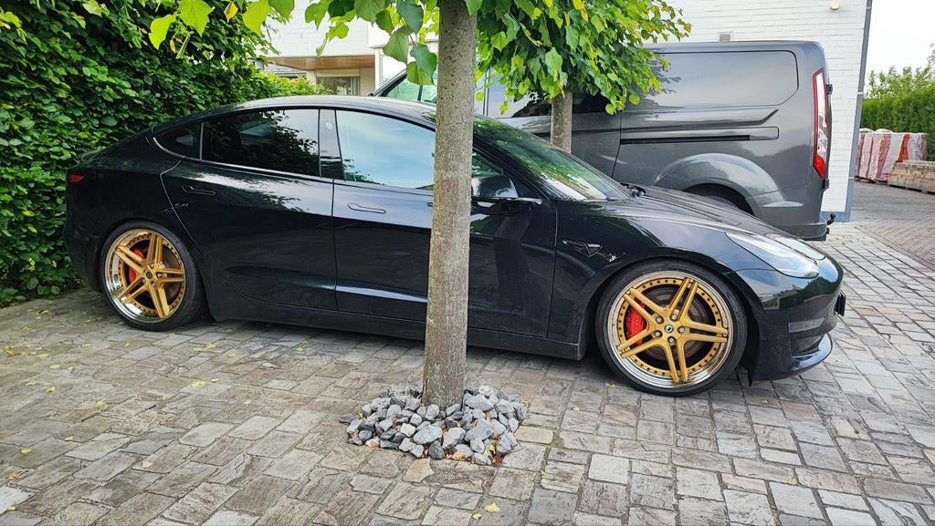 Tesla model 3 Y wielen Schmidt FS 20" breedset 5x114.3, Ophalen, Gereviseerd, Band(en)