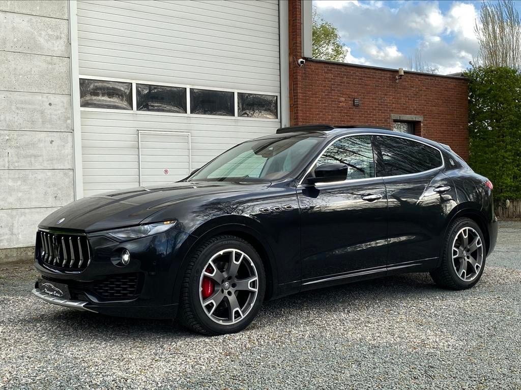 Maserati Levante 3.0D V6 272 PK Full Exclusive Pano New 2017, Auto's, Automaat, Euro 6, Zwart, Diesel