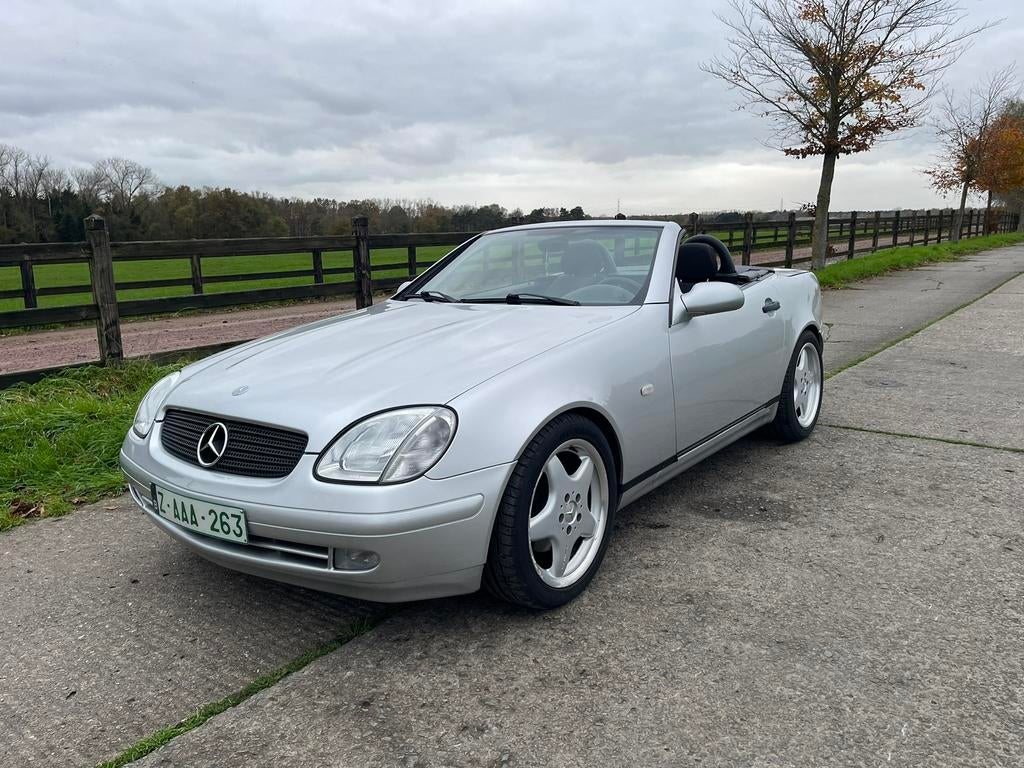 Mercedes SLK 200 de 1re propr 62 000 km en excellent état, Argent ou Gris, Achat, Entreprise, Cabriolet