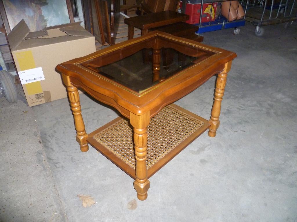 MOOIE  SALONTAFEL, Enlèvement