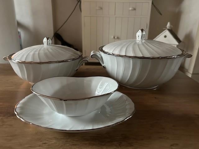 Soupières et saucière en Limoges, Comme neuf, Enlèvement, Autres styles, Récipient(s)