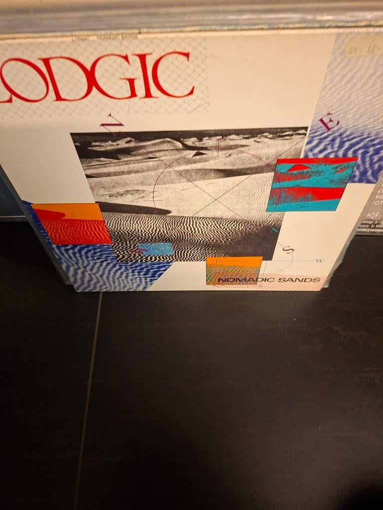 lp - lodgic - nomadic sands - bak 2, Ophalen of Verzenden, Gebruikt