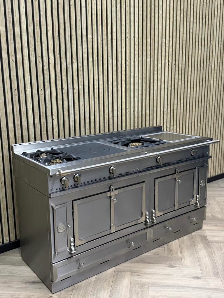 Prachtige La Cornue 165cm Inox Gas + Coup de Feu +Teppanyaki, Ophalen of Verzenden, Zo goed als nieuw, Grill, Gas