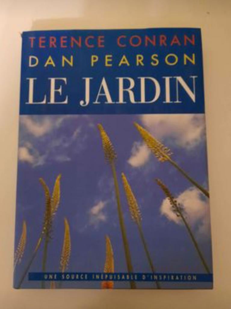 Livre "le Jardin", Enlèvement ou Envoi, Comme neuf