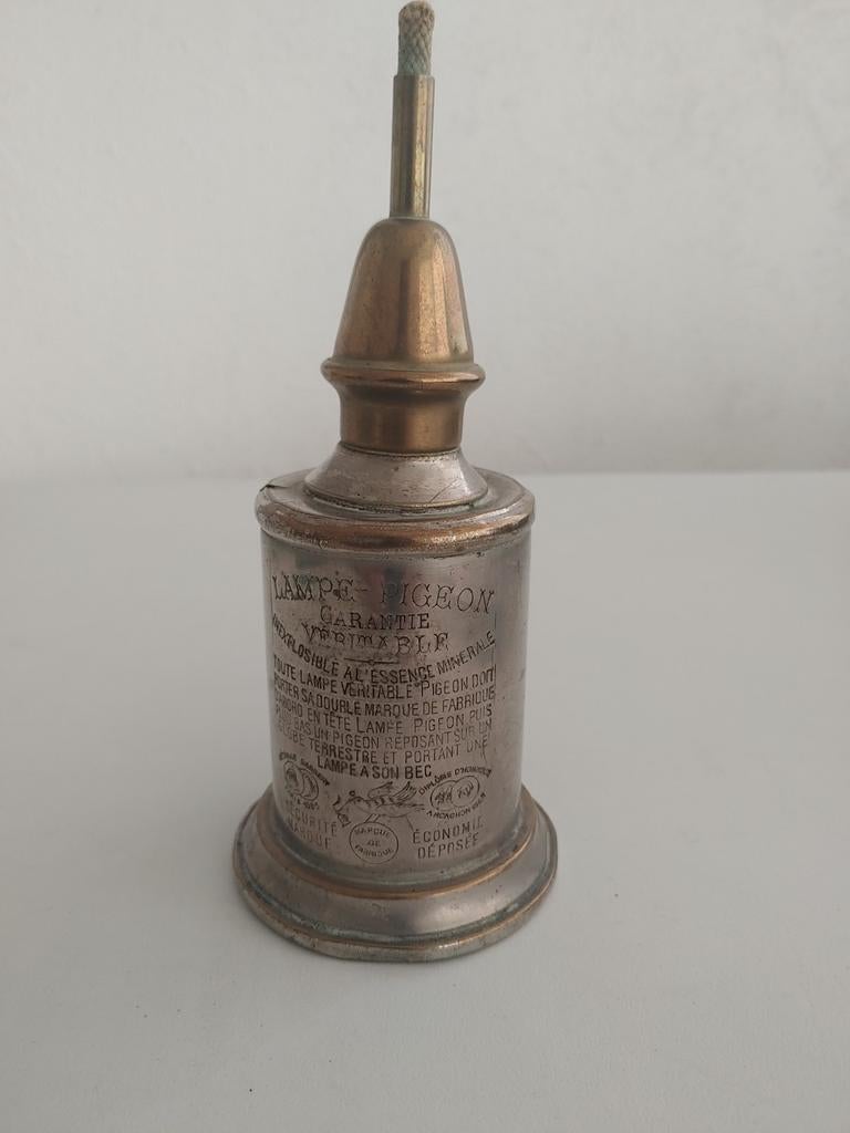 Lampe pigeon, Verzenden