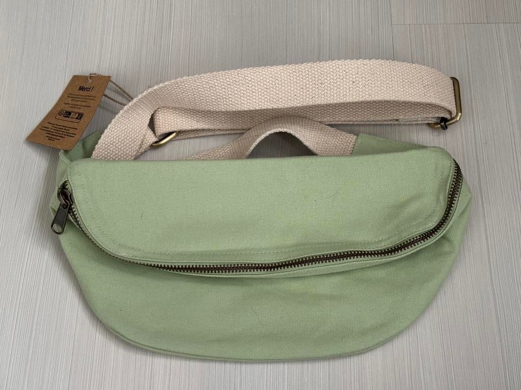 Mintgroene schoudertas Tic Tac, Handtassen en Accessoires, Tassen | Schoudertassen, Nieuw, Ophalen