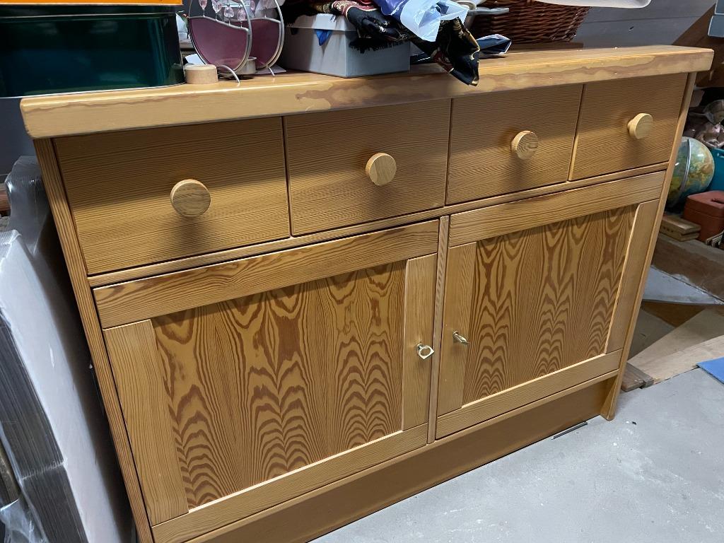 Buffet, plaqué hêtre, Enlèvement, Comme neuf, Autres essences de bois