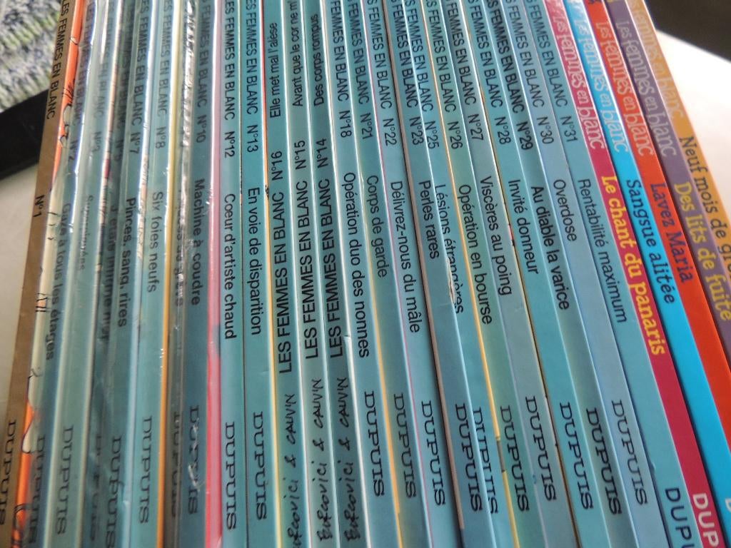 29 BD LES FEMMES EN BLANC TBE LOT OU PIECE VOIR DESCRIPTIF, Livres, BD, Comme neuf, Série complète ou Série, Enlèvement ou Envoi