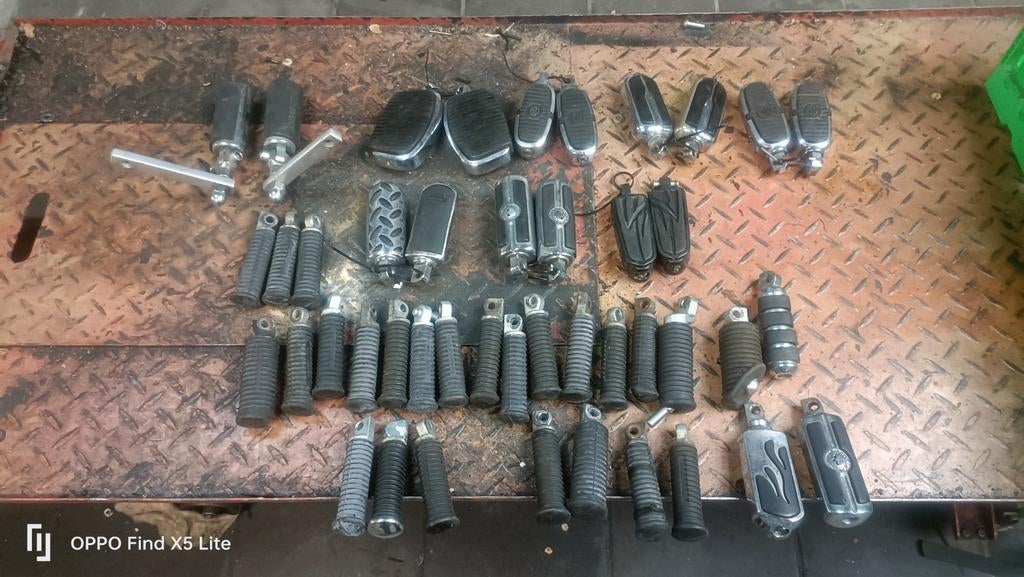 Harley-Davidson voetsteunen, Motoren, Ophalen of Verzenden