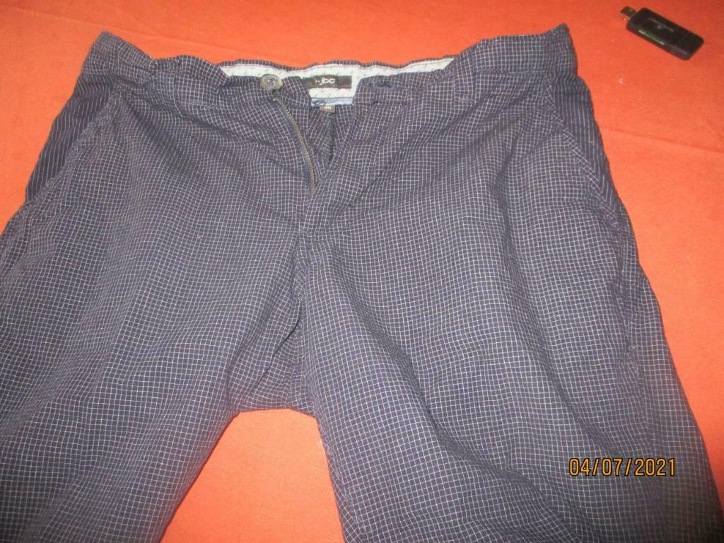 SHORT HOMME BLEU.  JBC. TAILLE 30, Vêtements | Hommes, Neuf, Enlèvement ou Envoi, Autres tailles, Bleu