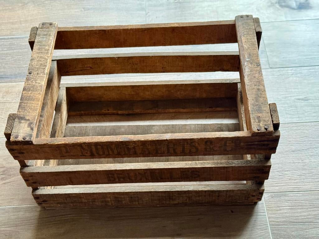 OUDE HOUTEN KRAT, Ophalen