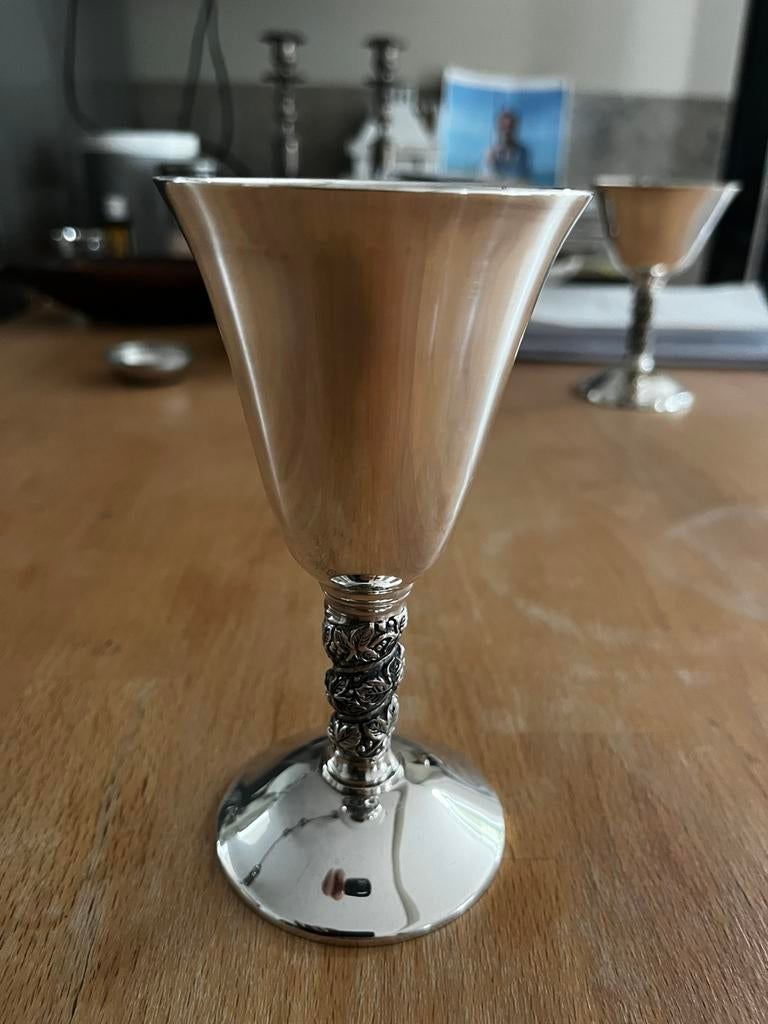 Coupe à champagne ou à vin en argent, Argent