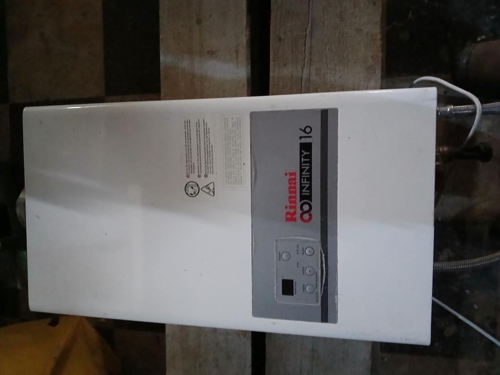 rinnai infinitief doorstromer aardgas, Enlèvement, Utilisé, Gaz naturel