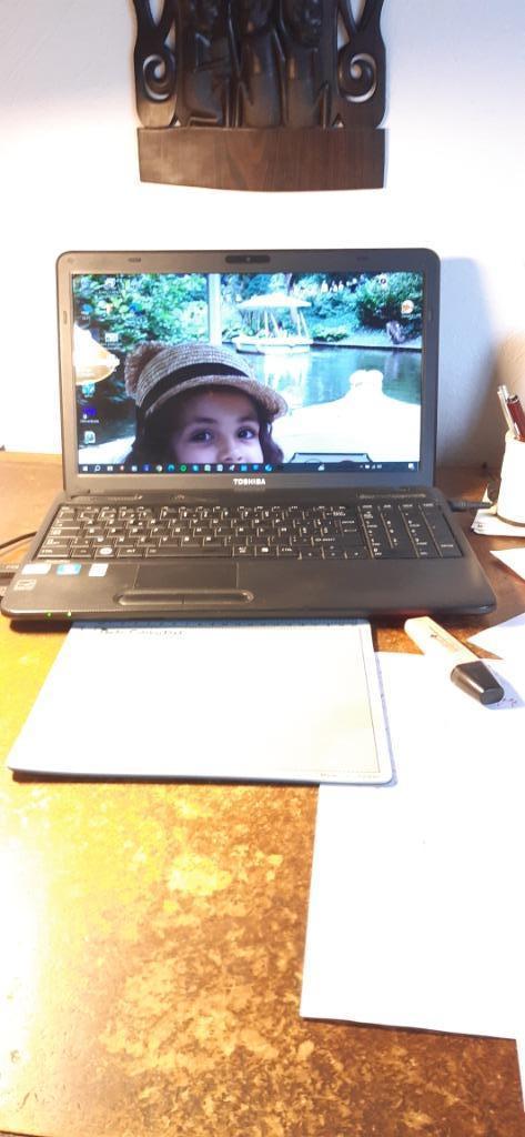 computer, Computers en Software, Ophalen, 256 GB, 2 tot 3 Ghz, 15 inch