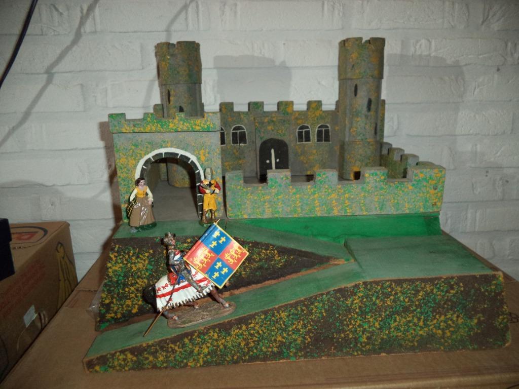 Oud kasteel + ridders van Britains, Antiek en Kunst, Ophalen of Verzenden