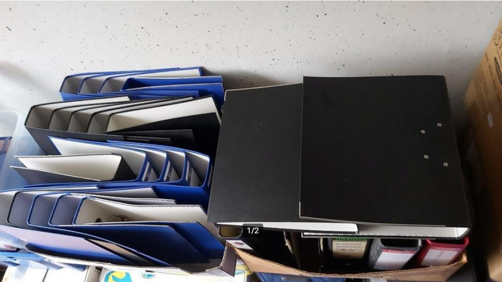 fournitures scolaires, Enlèvement, Comme neuf