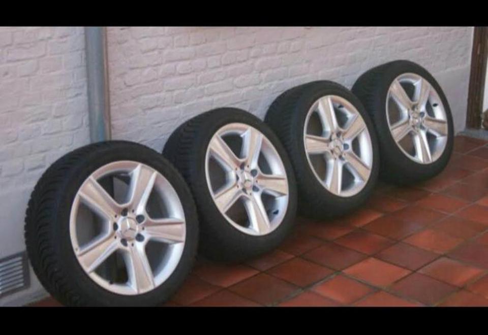 Winterbanden Michelin 225/45 R17, Auto-onderdelen, Banden en Velgen, Ophalen, Velg(en), Nieuw, Winterbanden