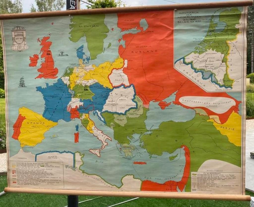Oude schoolkaart Europa 1815-1871 op linnen, Ophalen