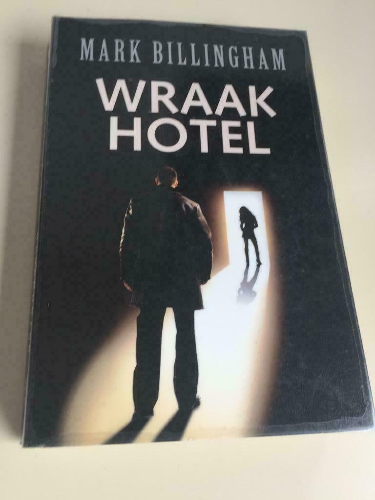 Boek / Mark Billingham - Wraak hotel., Ophalen of Verzenden, Gelezen