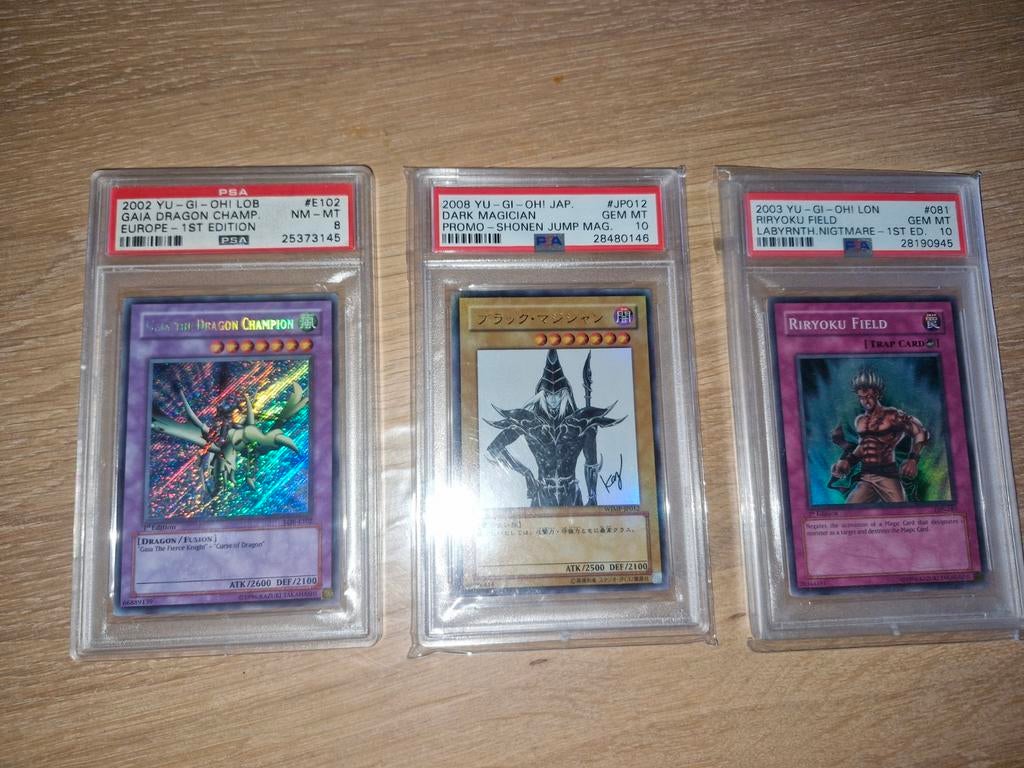 Yu Gi Oh Graded Slabs, Hobby en Vrije tijd, Verzamelkaartspellen | Yu-gi-Oh!, Ophalen of Verzenden