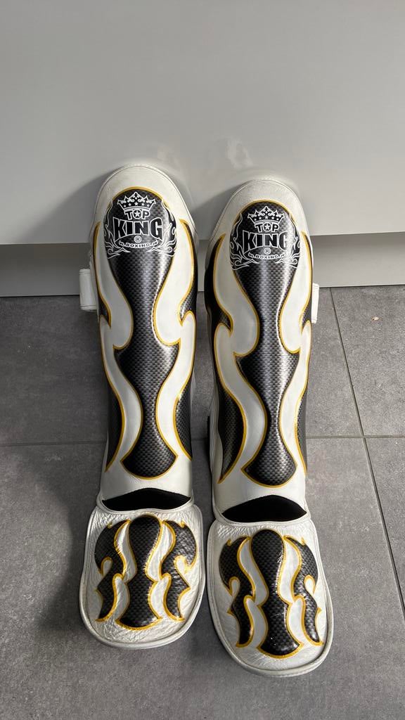 Protège tibias Top King Très Bon État, Sports & Fitness, Enlèvement ou Envoi, Comme neuf