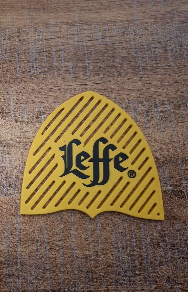 Différent objets de café, Vêtements | Hommes, Bonnets, Écharpes & Gants, Enlèvement