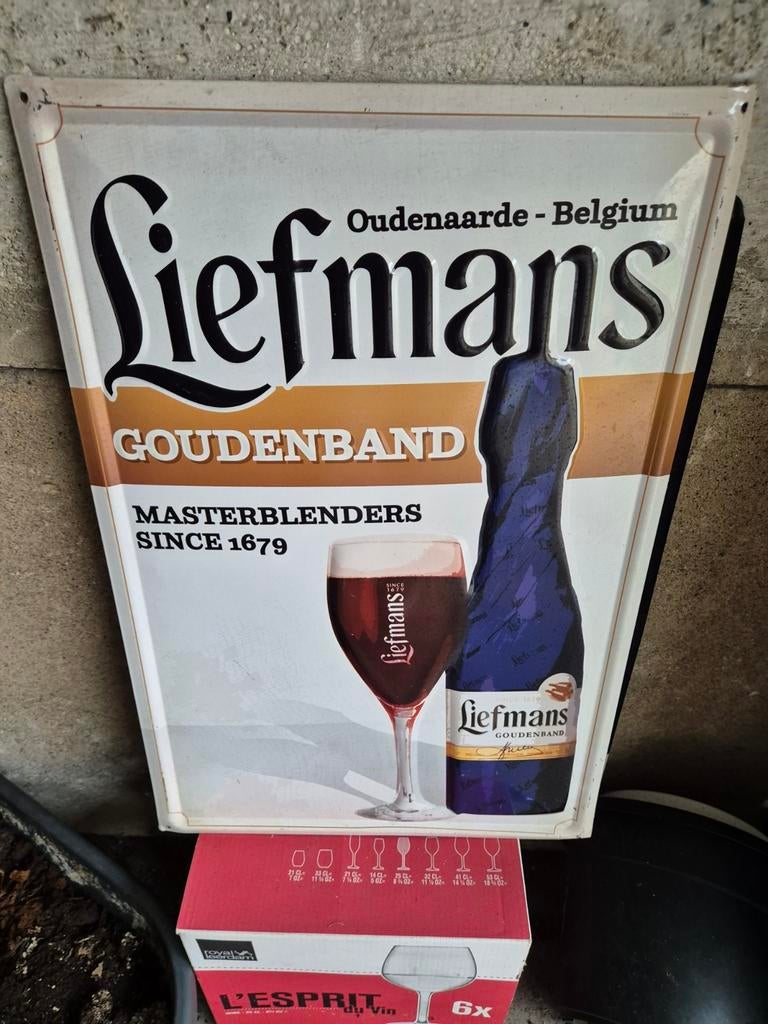 Liefmans goudenband metalen plaat, Envoi