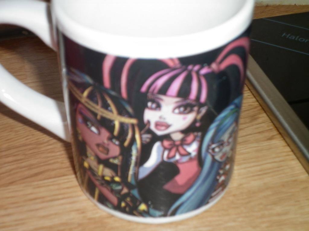 tasse monster high, Maison & Meubles, Enlèvement, Comme neuf