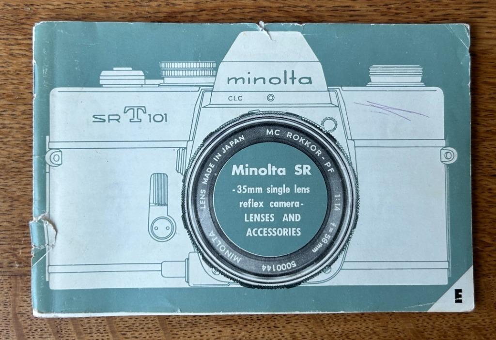 Minolta SR brochure lenzen en accessoires ENG, Ophalen of Verzenden, Gebruikt, Overige typen