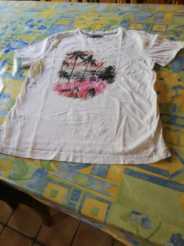 T-shirt garçon. Taille 10 ans., Ophalen of Verzenden, Zo goed als nieuw, Jongen