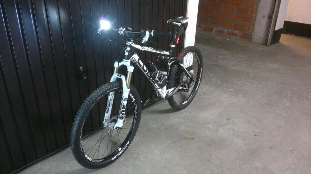 MOUNTAINBIKE CUBE AMS110 PRO, Enlèvement