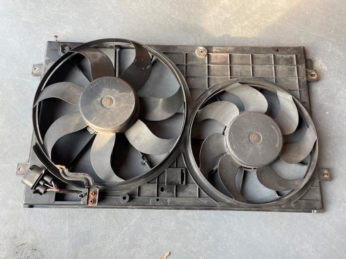 Boîtier ventilateur d'un Volkswagen Golf, Autos : Pièces & Accessoires, Volkswagen, -, 3 mois de garantie, Utilisé