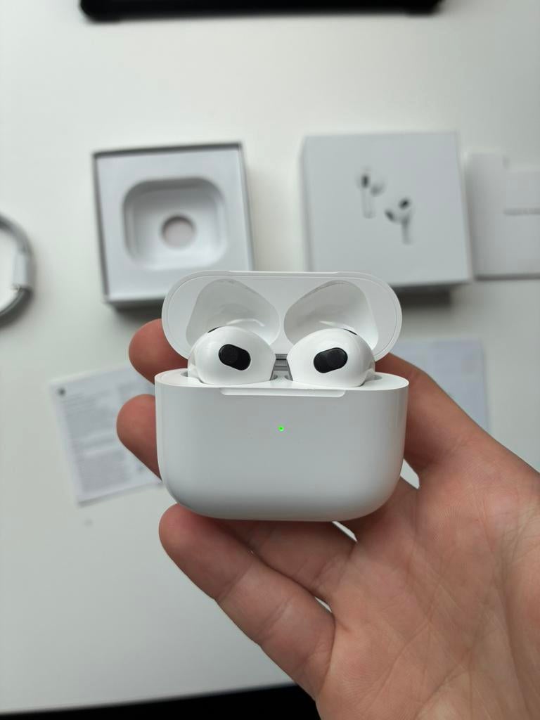 Airpods genartie 3, Enlèvement ou Envoi, Comme neuf, Intra-auriculaires (Earbuds), Bluetooth