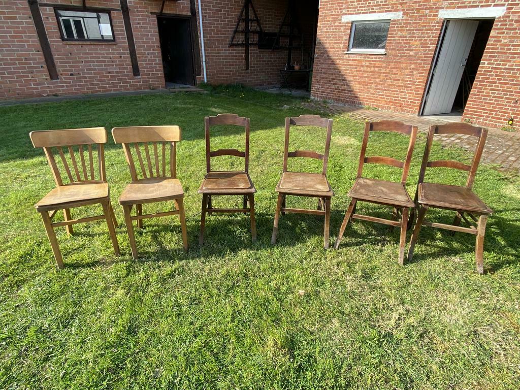 Oude houten stoelen (3 keer 2 dezelfde), Antiek en Kunst, Ophalen of Verzenden