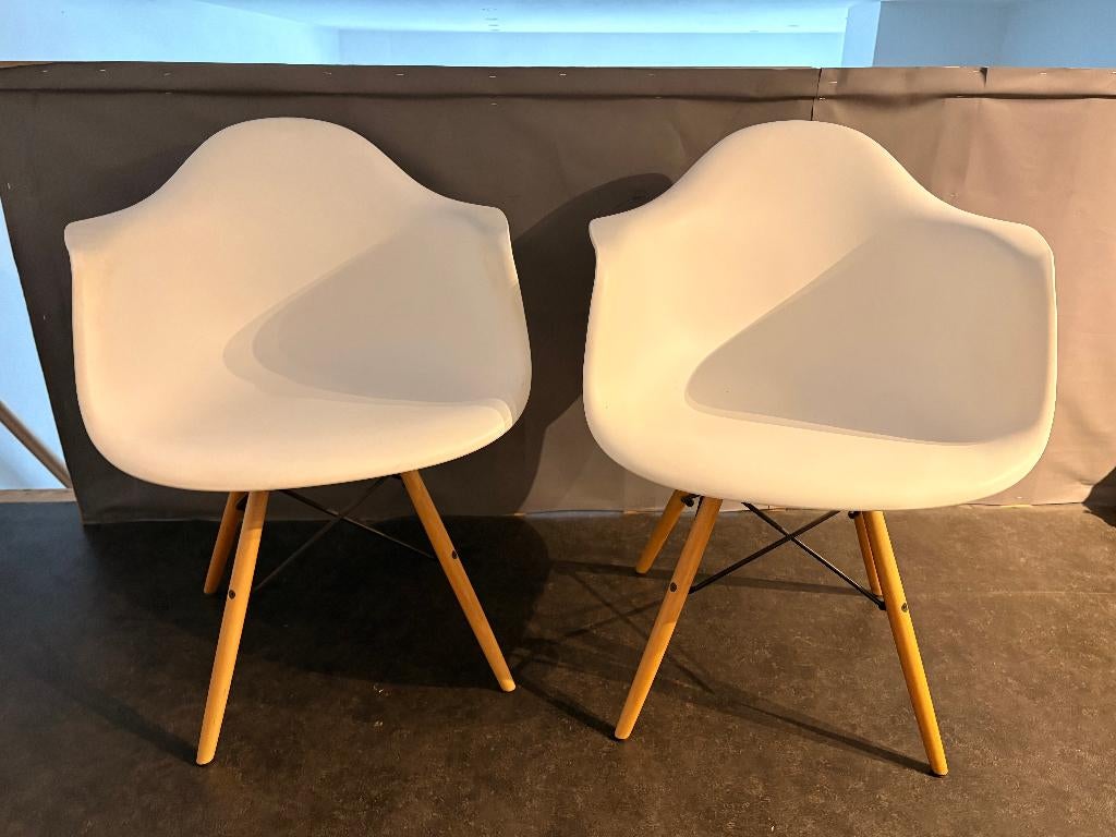 Set van 2 witte kuipstoelen – Scandinavisch design, Bois, Comme neuf, Deux, Enlèvement