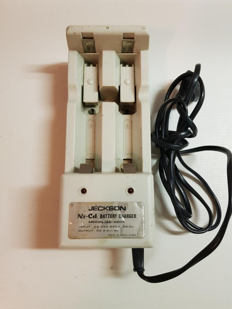 Jeckson battery charger, Enlèvement ou Envoi, Utilisé