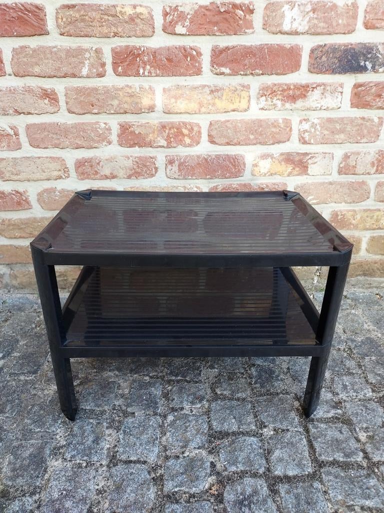 Klein zwart plastieken bijzettafel, Ophalen of Verzenden, Gebruikt