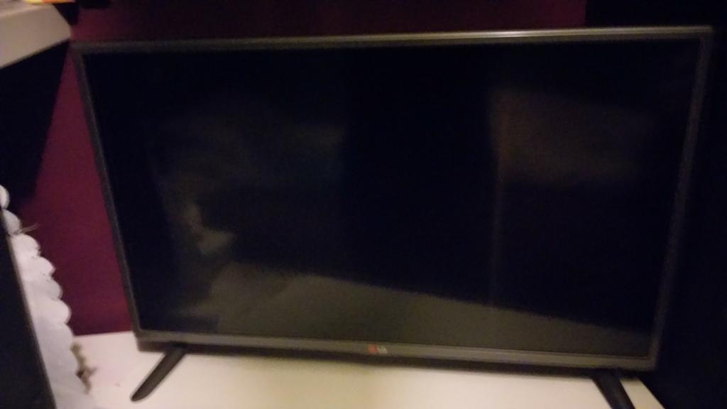 LG LED TV 80cm / 32, Ophalen, Zo goed als nieuw, LED, LG