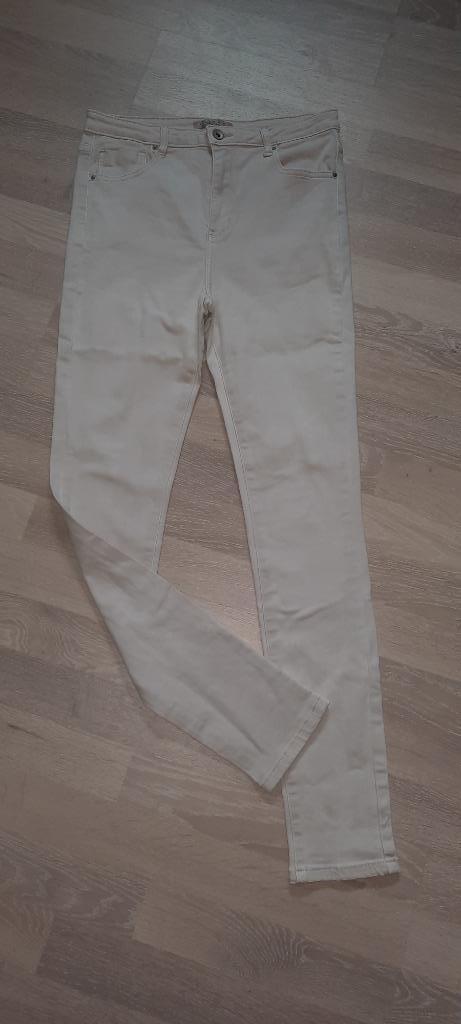 Mooie broek Toxik maat 40, Maat 38/40 (M), Beige, Toxik, Ophalen of Verzenden