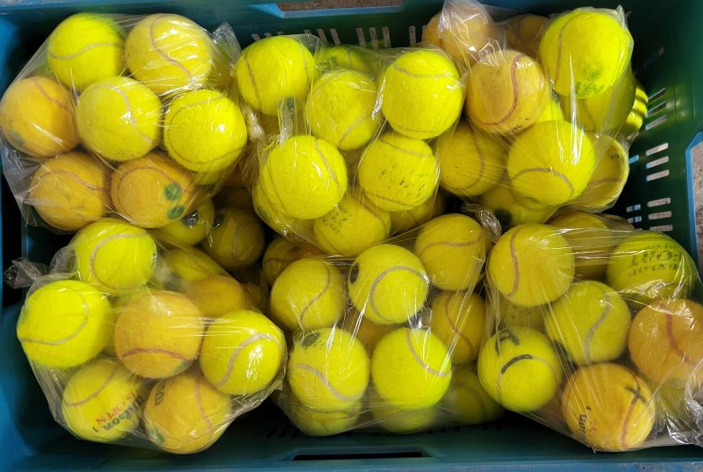 756 tennisballen hondenbal hondenballen, Ophalen, Gebruikt, Hondenballen