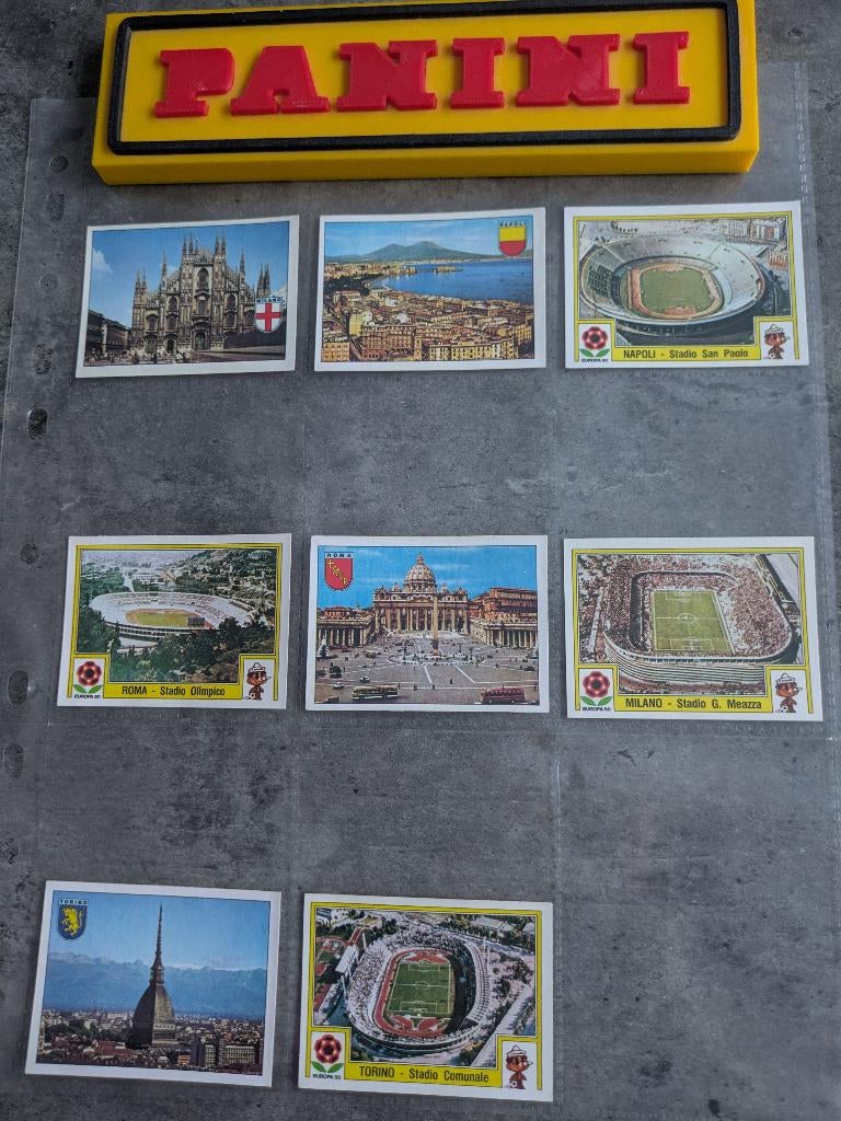 AUTOCOLLANTS PANINI FOOT EUROPE 80 8 VILLES ET STADES RARES, Envoi, Neuf