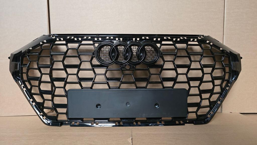 Grill Audi Q3 83A RS F3 RSQ3 ORIGINEEL GRILLE 83A853651D, -, Origine de la pièce connue, Audi, Utilisé